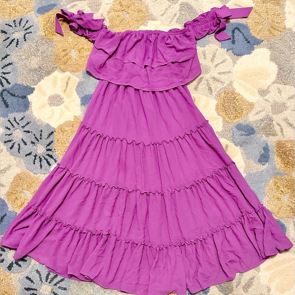 Misa Los Angeles × REVOLVE Cold Shoulder Tiered Micaela Midi Dress in Lilac - Picture 3 of 8